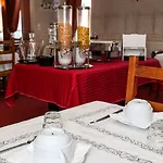Montdidier Hotel Hotel
