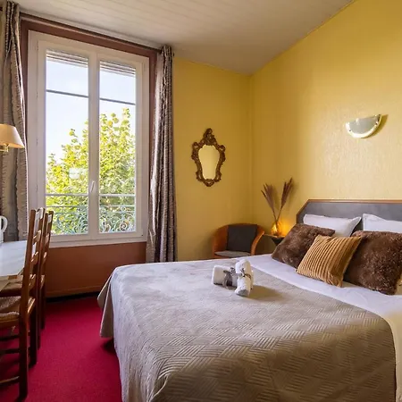 Montdidier Hotel ホテル 2*