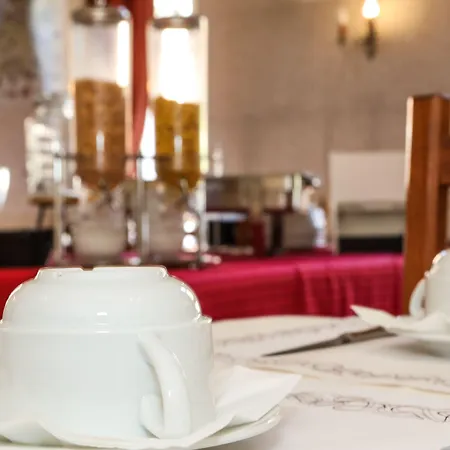 Montdidier Hotel 2* Montdidier (Somme)