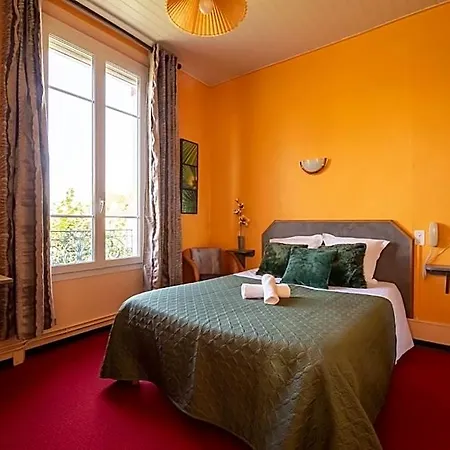 Montdidier Hotel 2*
