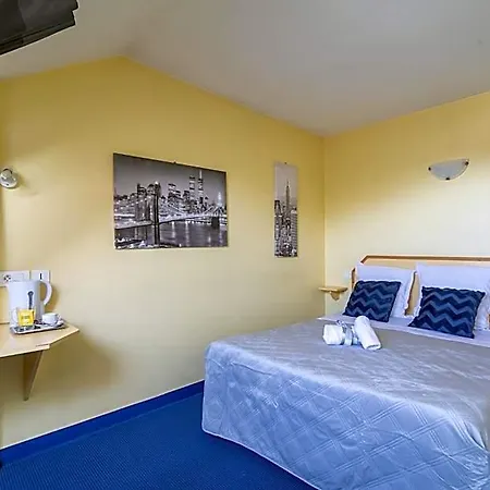 Montdidier Hotel Ξενοδοχείο 2*