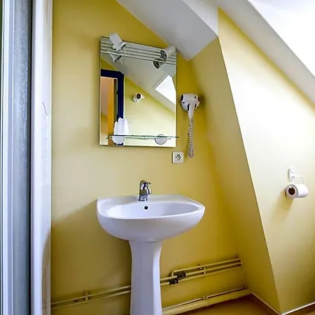 Ξενοδοχείο Montdidier Hotel