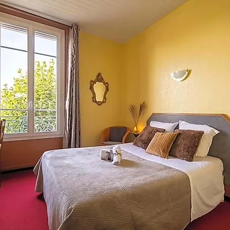Montdidier Hotel 2*
