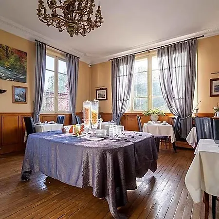 Montdidier Hôtel Hotel